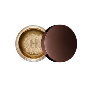 Hourglass veil setting powder